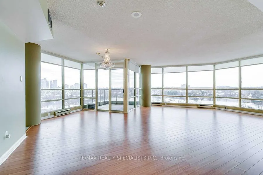 45 Kingsbridge Garden Circle, #705