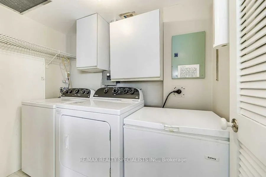 45 Kingsbridge Garden Circle, #705