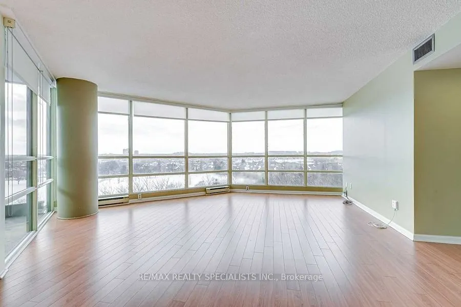 45 Kingsbridge Garden Circle, #705