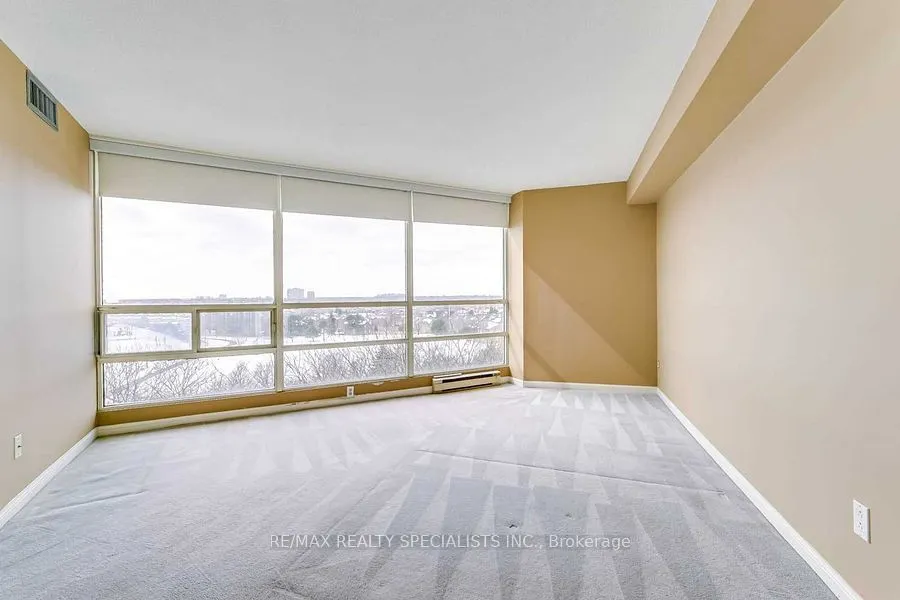45 Kingsbridge Garden Circle, #705