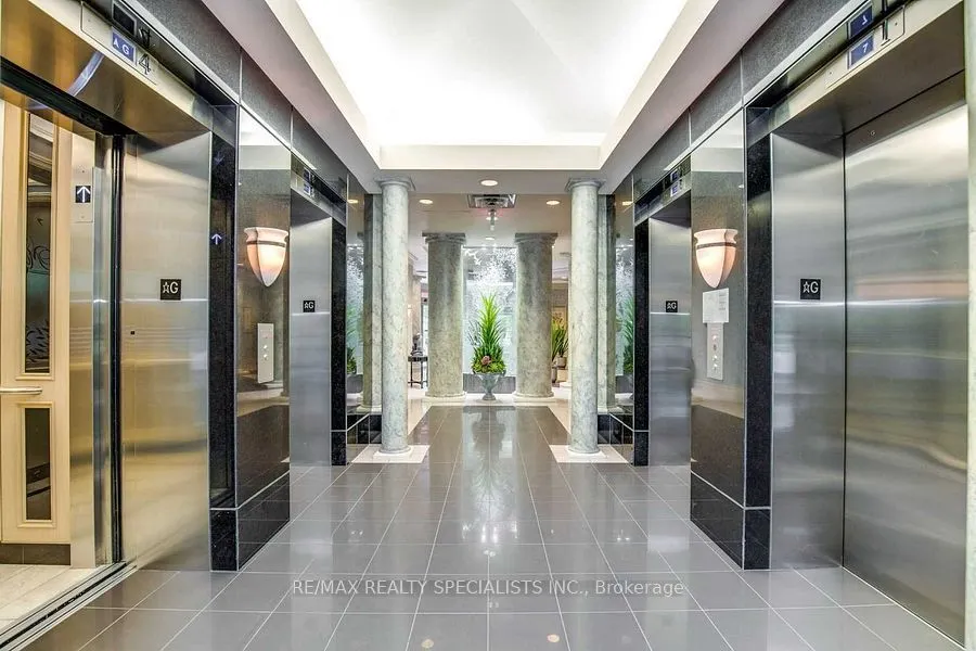 45 Kingsbridge Garden Circle, #705