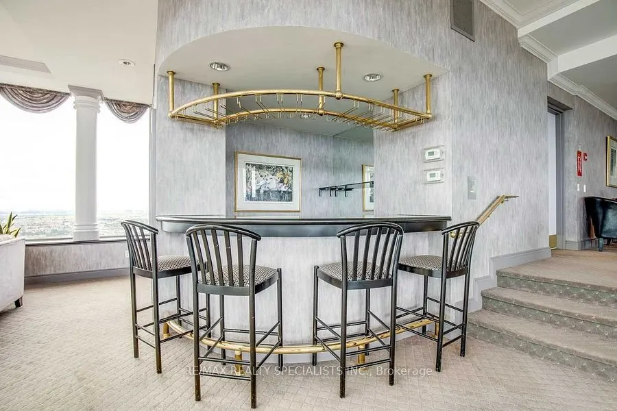 45 Kingsbridge Garden Circle, #705