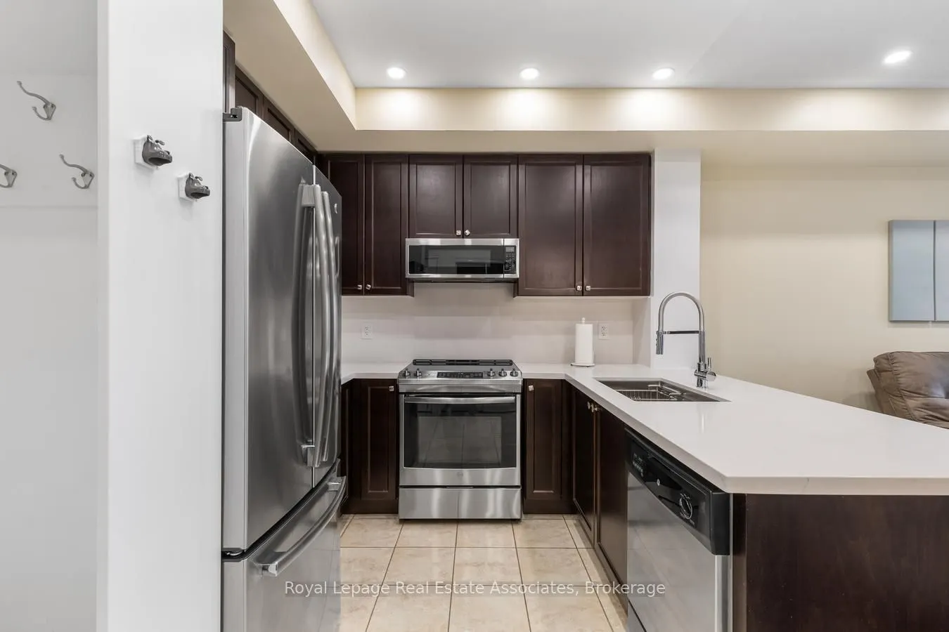 570 Lolita Gardens, #325