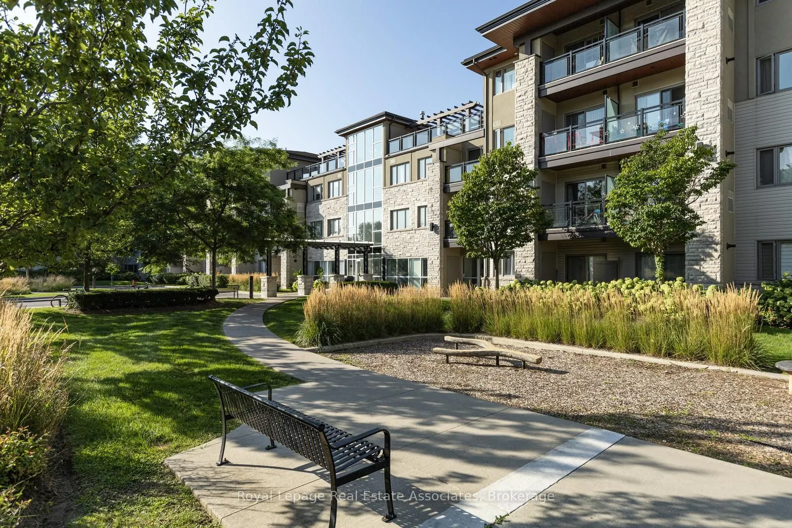 570 Lolita Gardens, #325