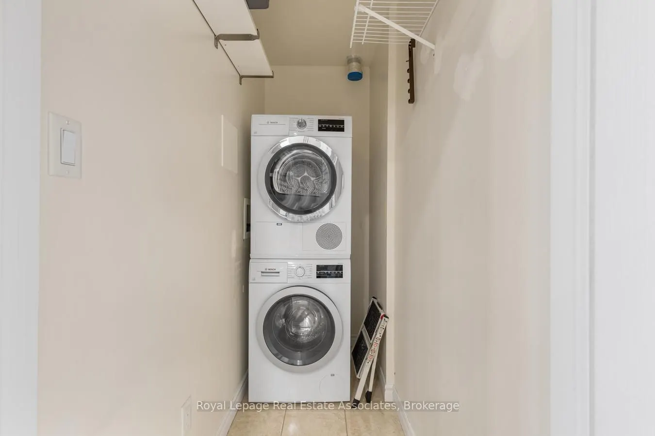 570 Lolita Gardens, #325