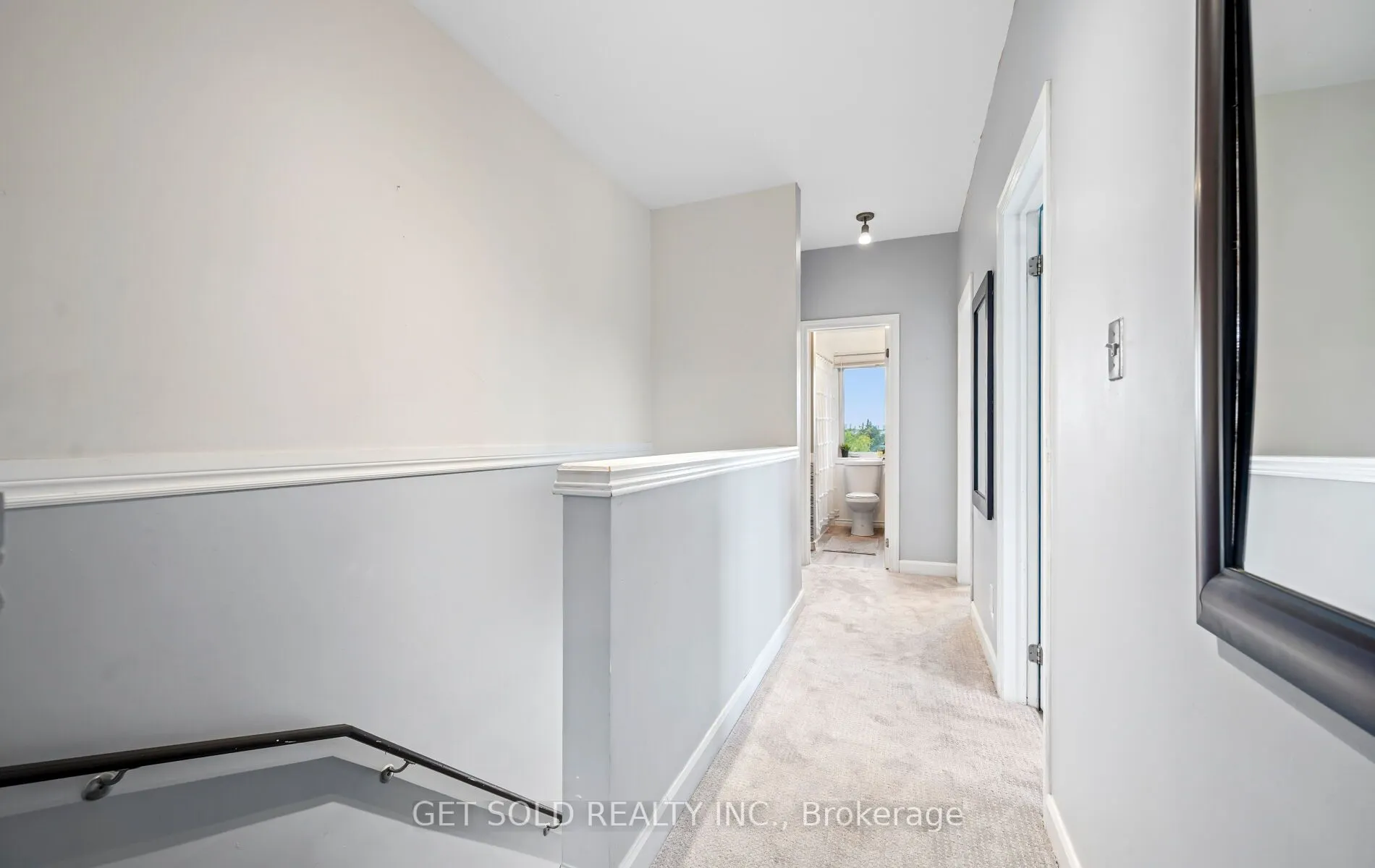 73 Piggott Mews