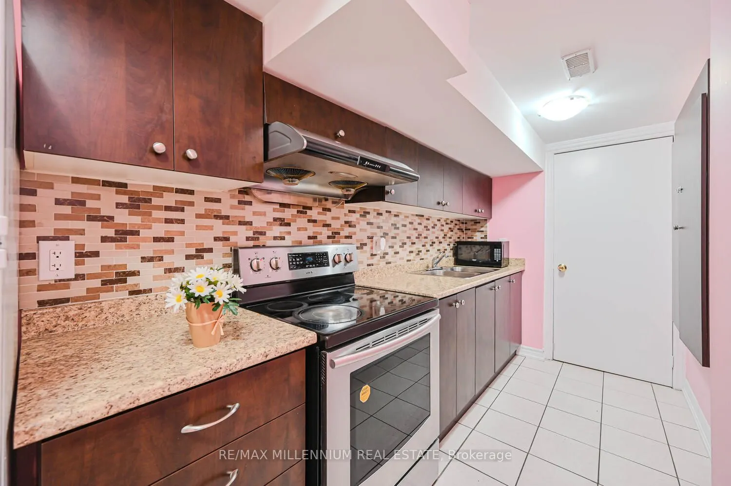 56 Attview Crescent