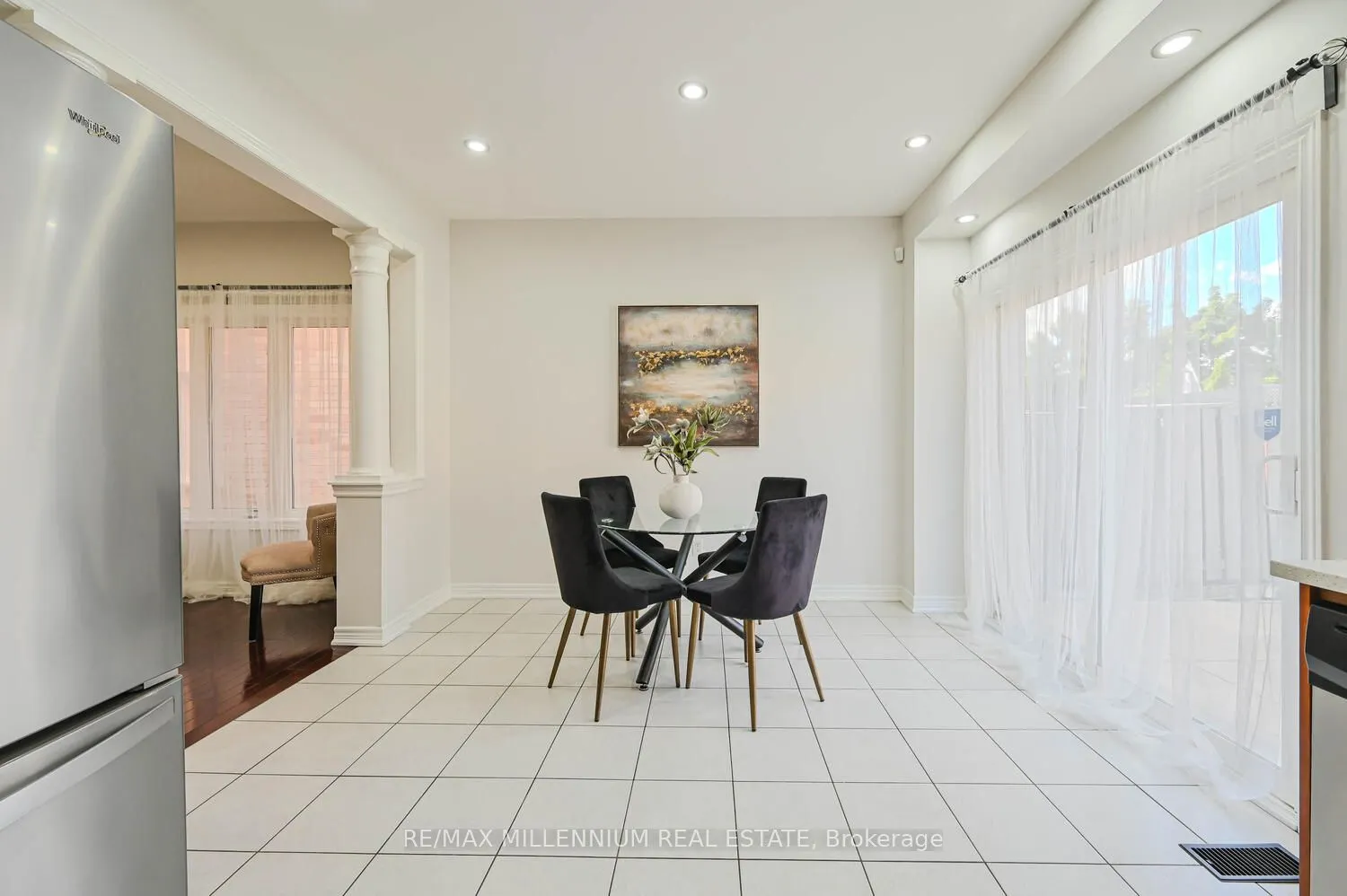 56 Attview Crescent