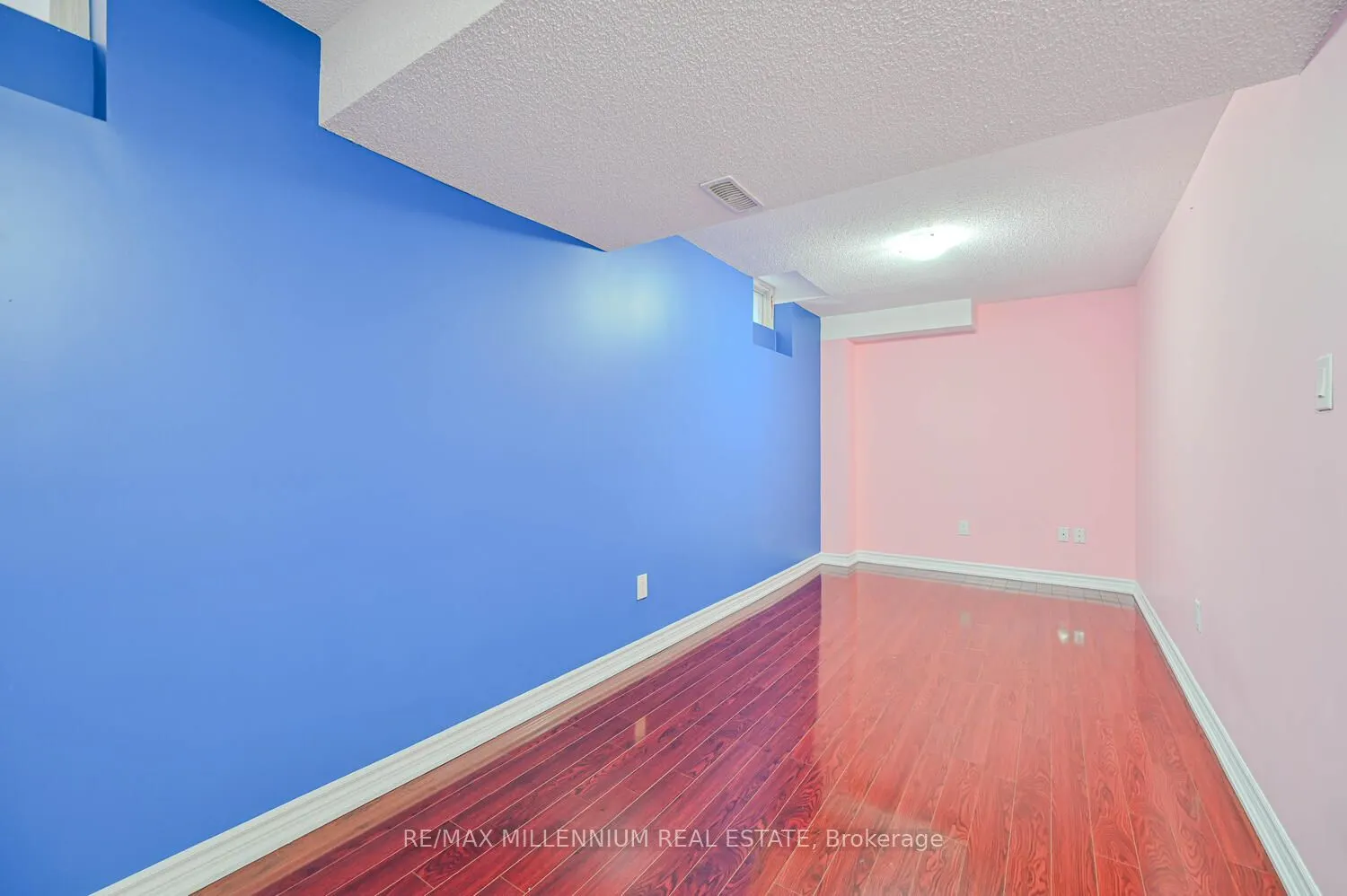 56 Attview Crescent