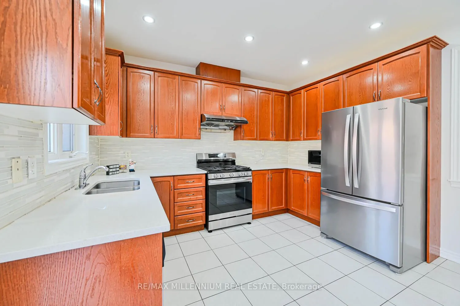 56 Attview Crescent
