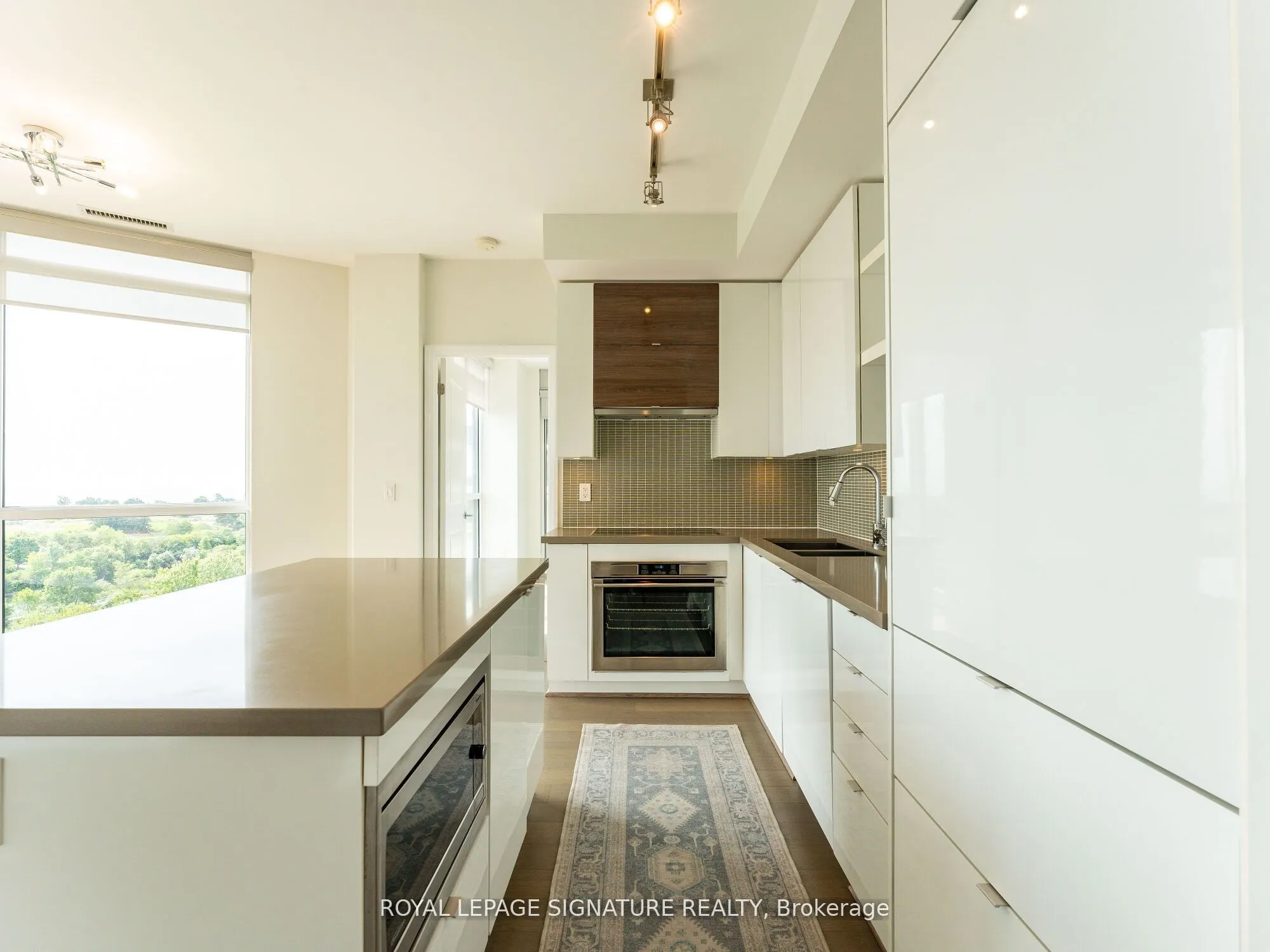 59 Annie Craig Drive, #704