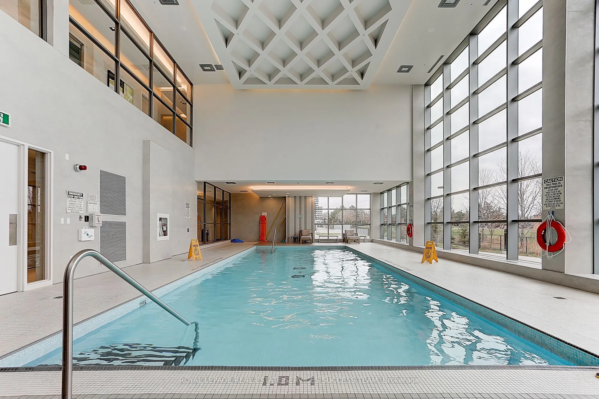 4633 Glen Erin Drive, #1109