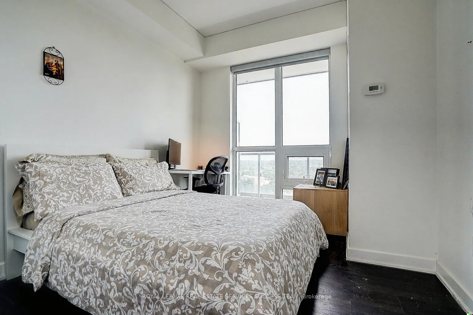 4633 Glen Erin Drive, #1109