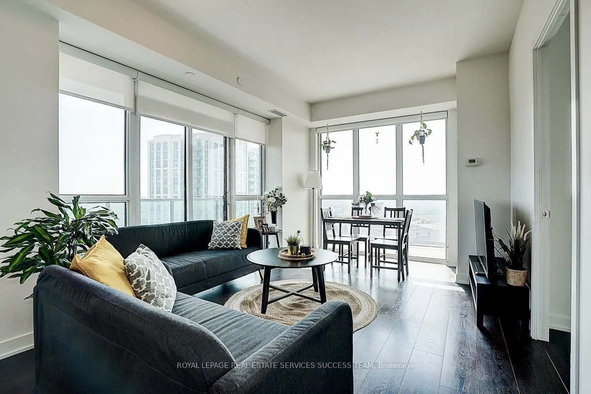 4633 Glen Erin Drive, #1109