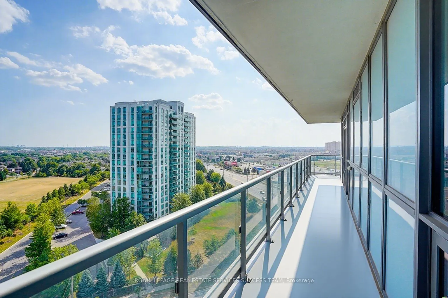 4633 Glen Erin Drive, #1109