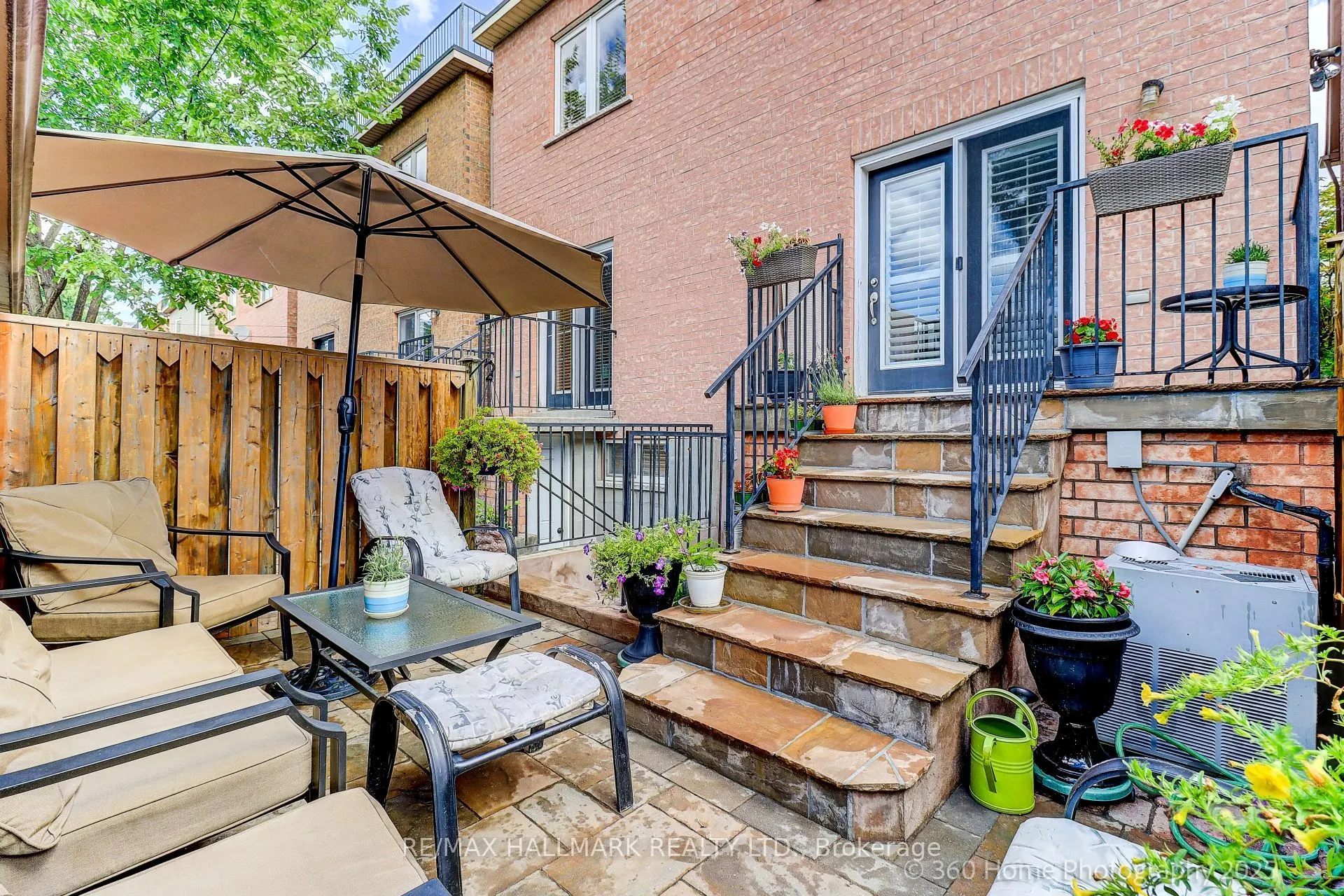 188 Rankin Crescent