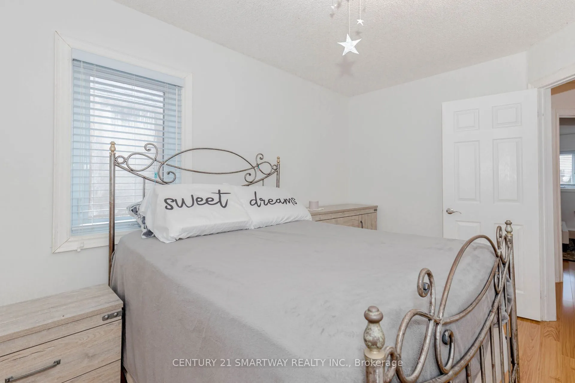 59 Arthurs Crescent