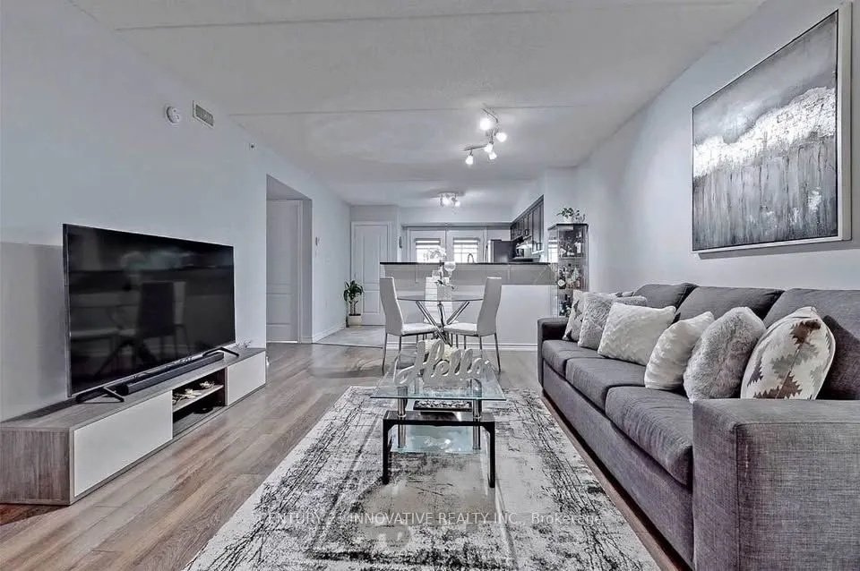 1450 Main Street, #309