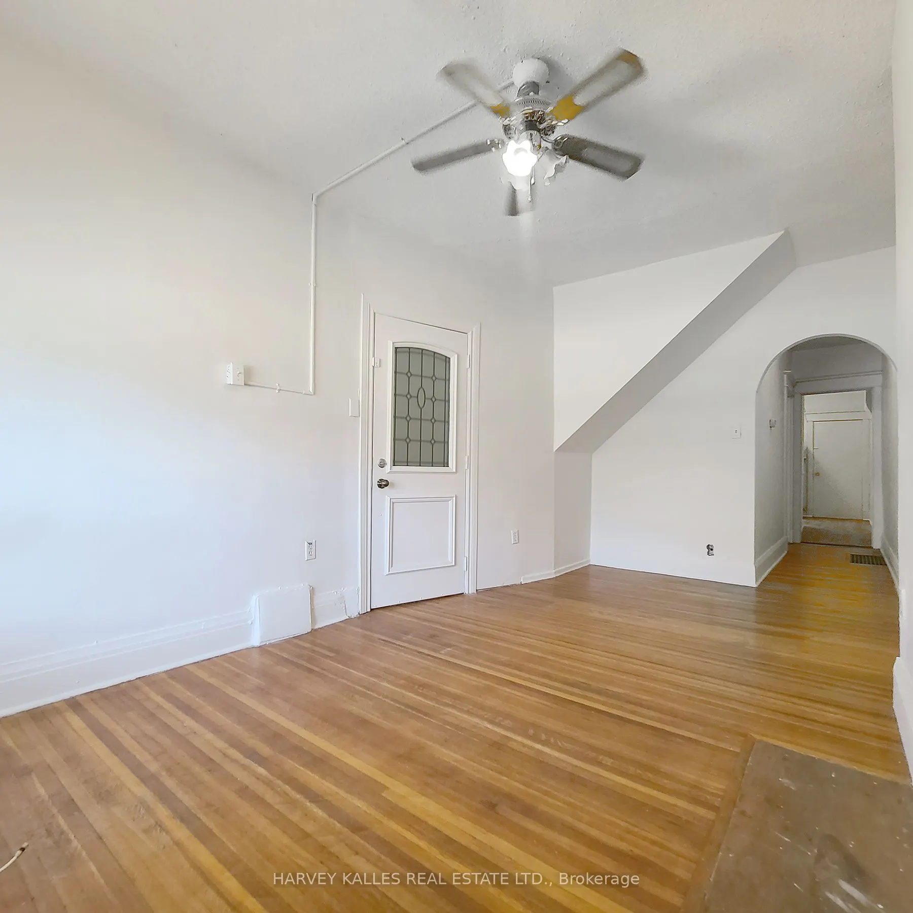 1041 Ossington Avenue, #Main floor