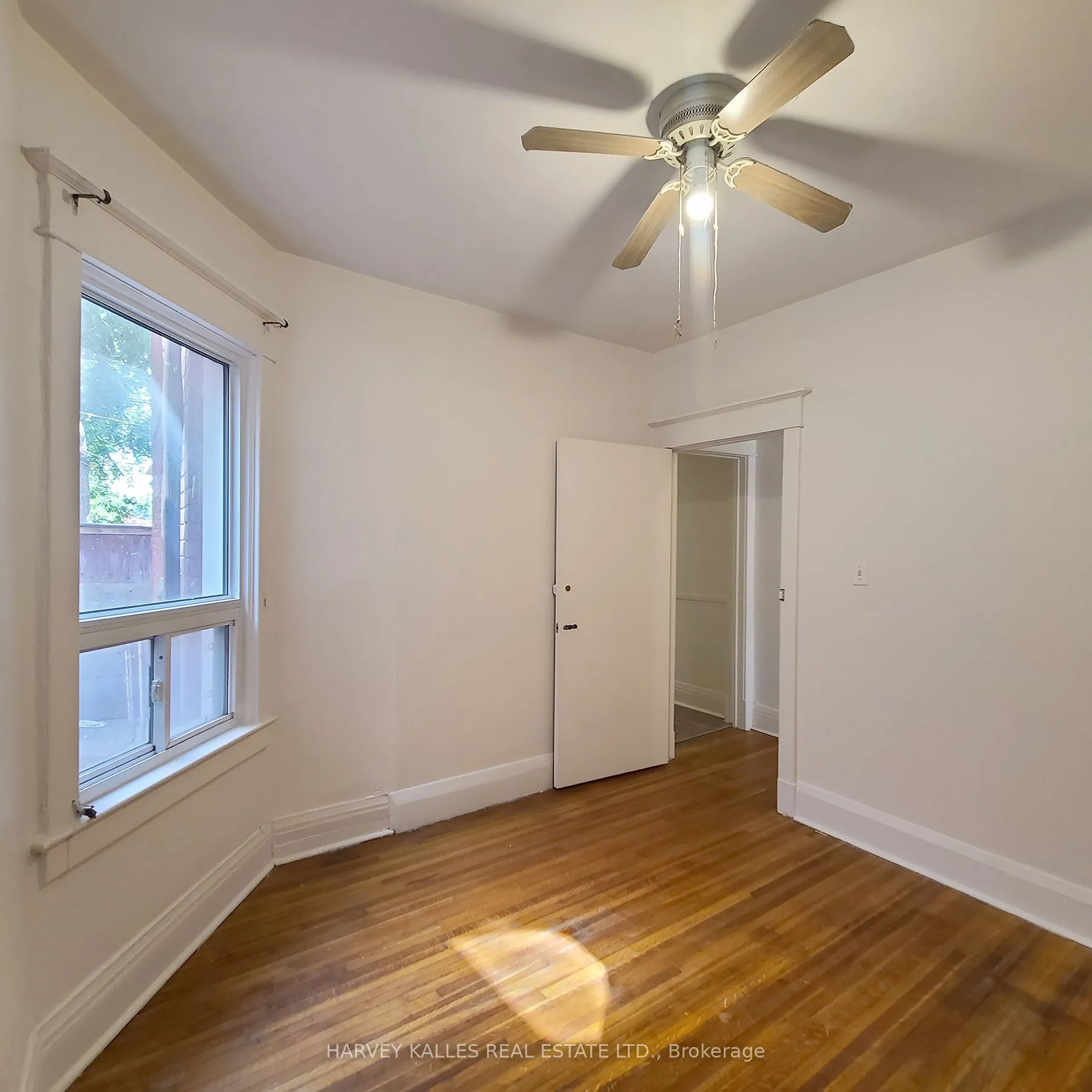 1041 Ossington Avenue, #Main floor