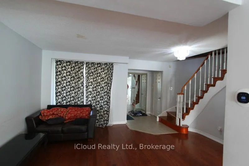 4688 Empire Crescent