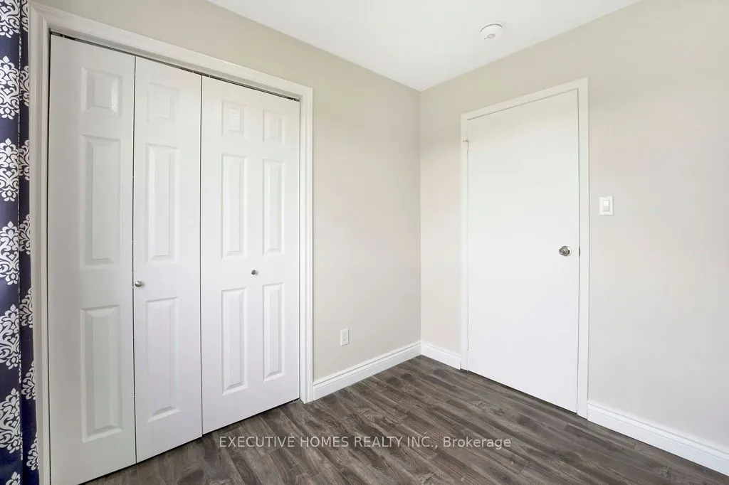 140 Weybridge Trail