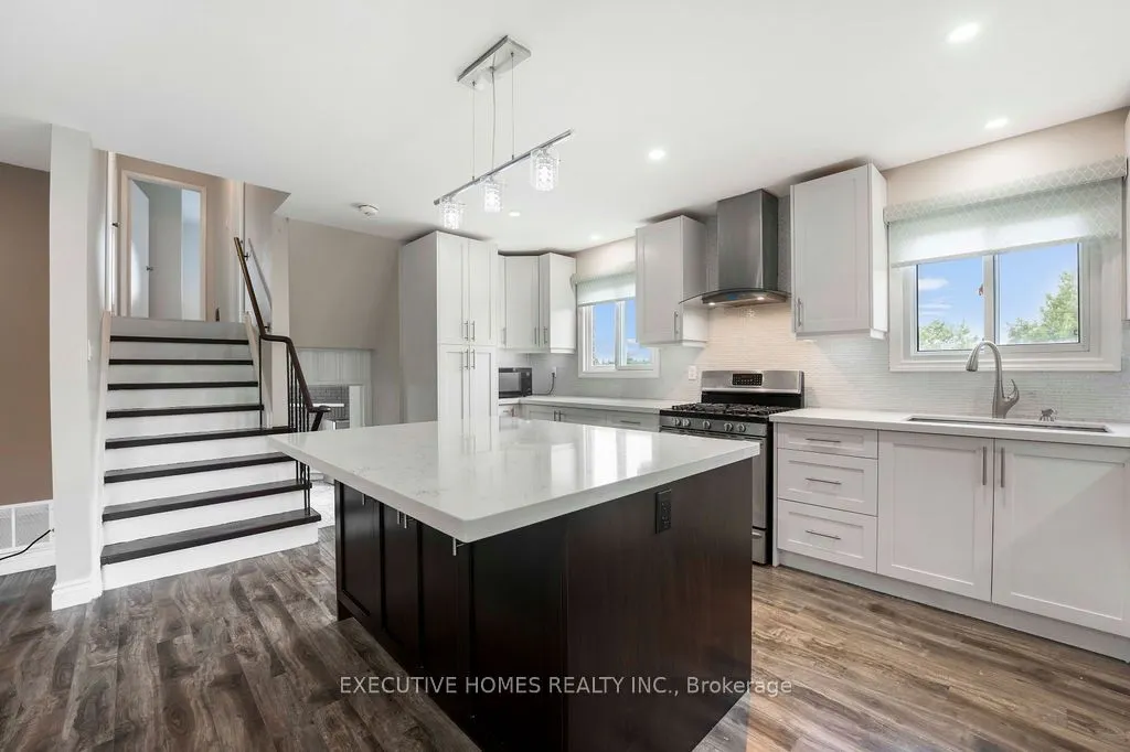 140 Weybridge Trail