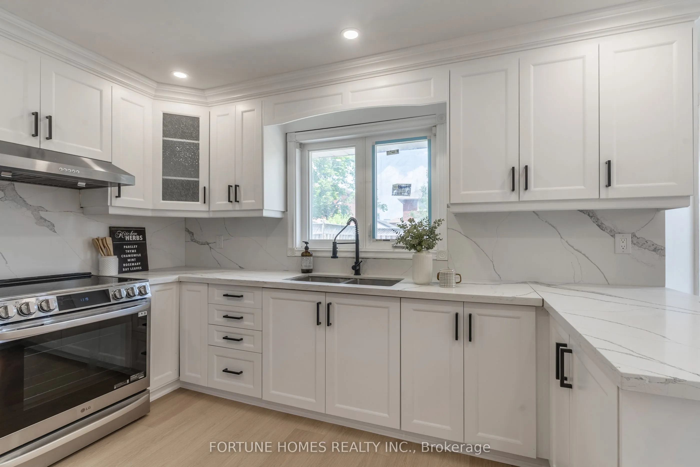 31 Ortona Drive