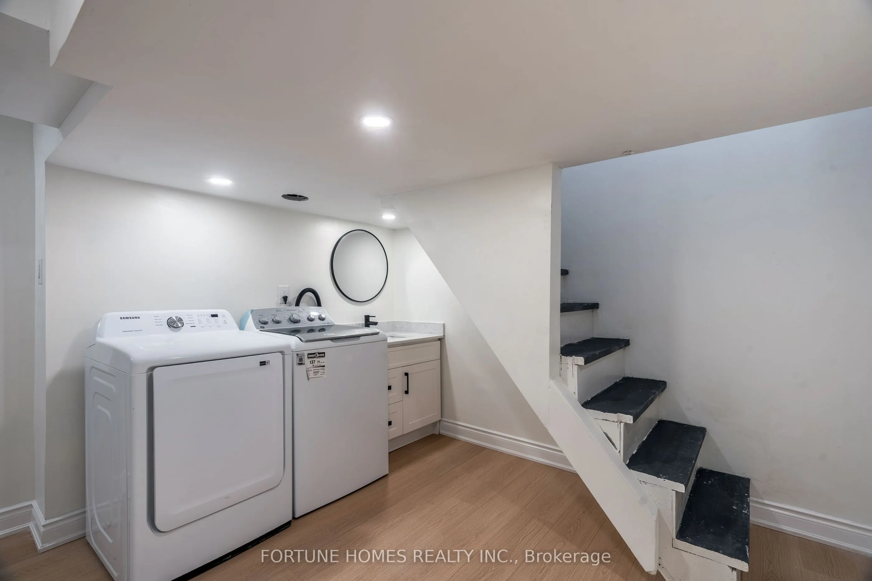 31 Ortona Drive