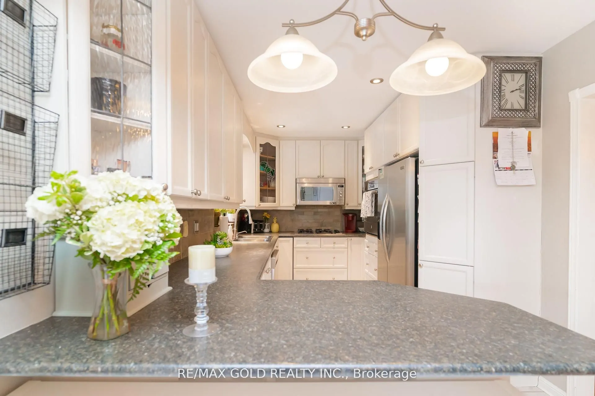 23 Edgebrook Crescent