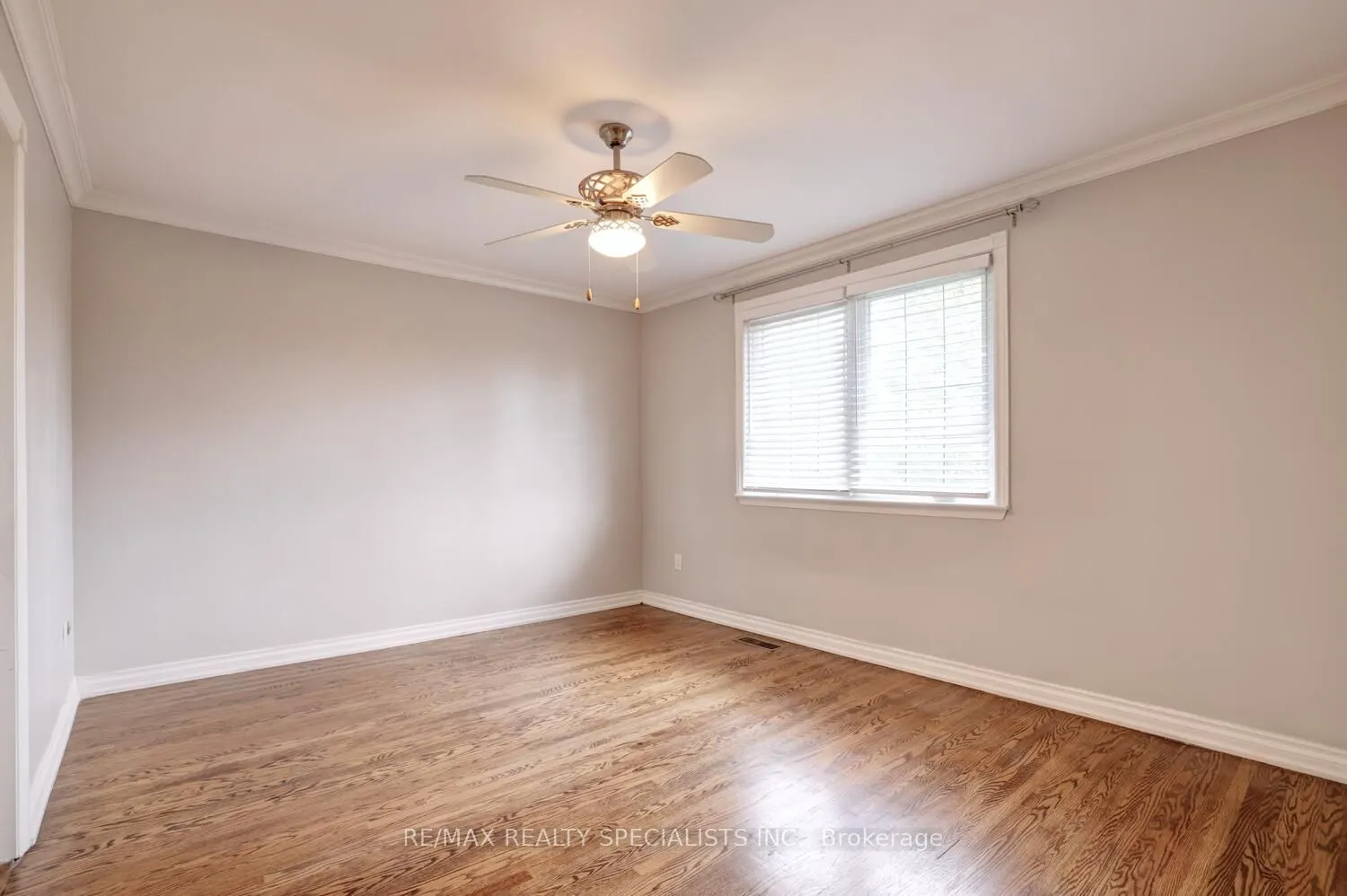 463 Valleyfield Drive