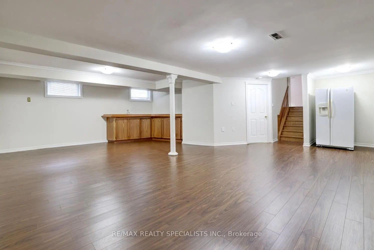 463 Valleyfield Drive