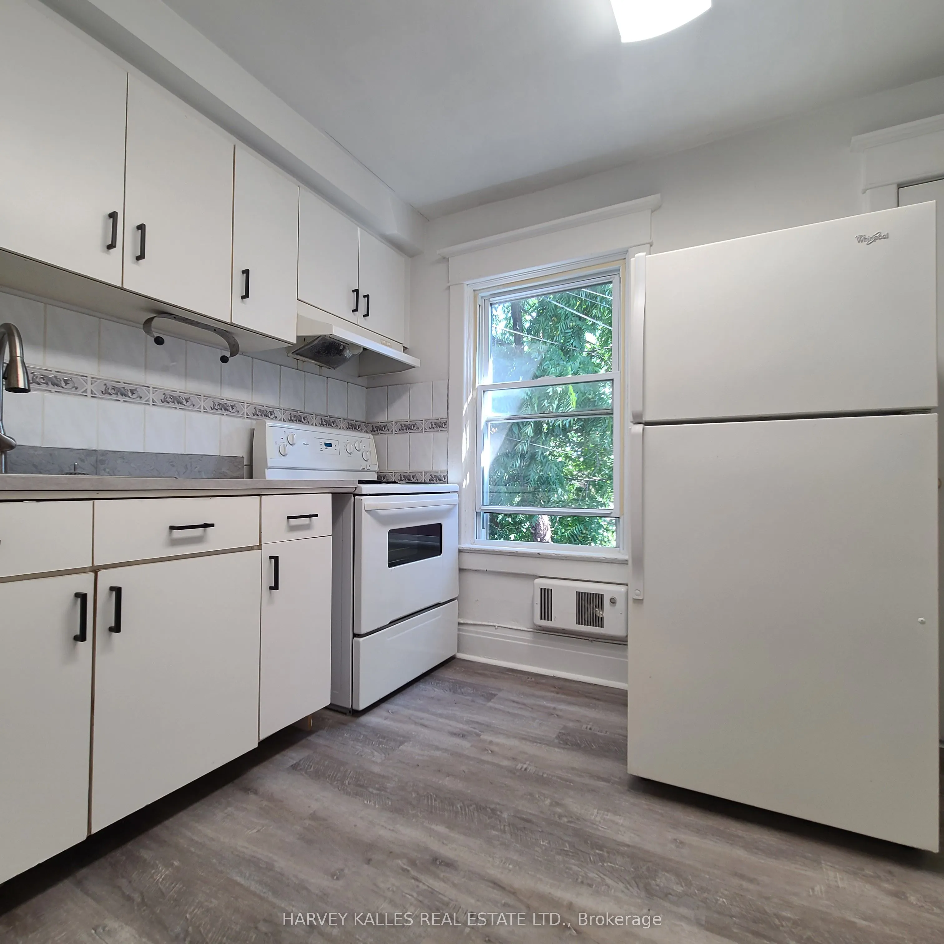 1041 Ossington Avenue, #Upper