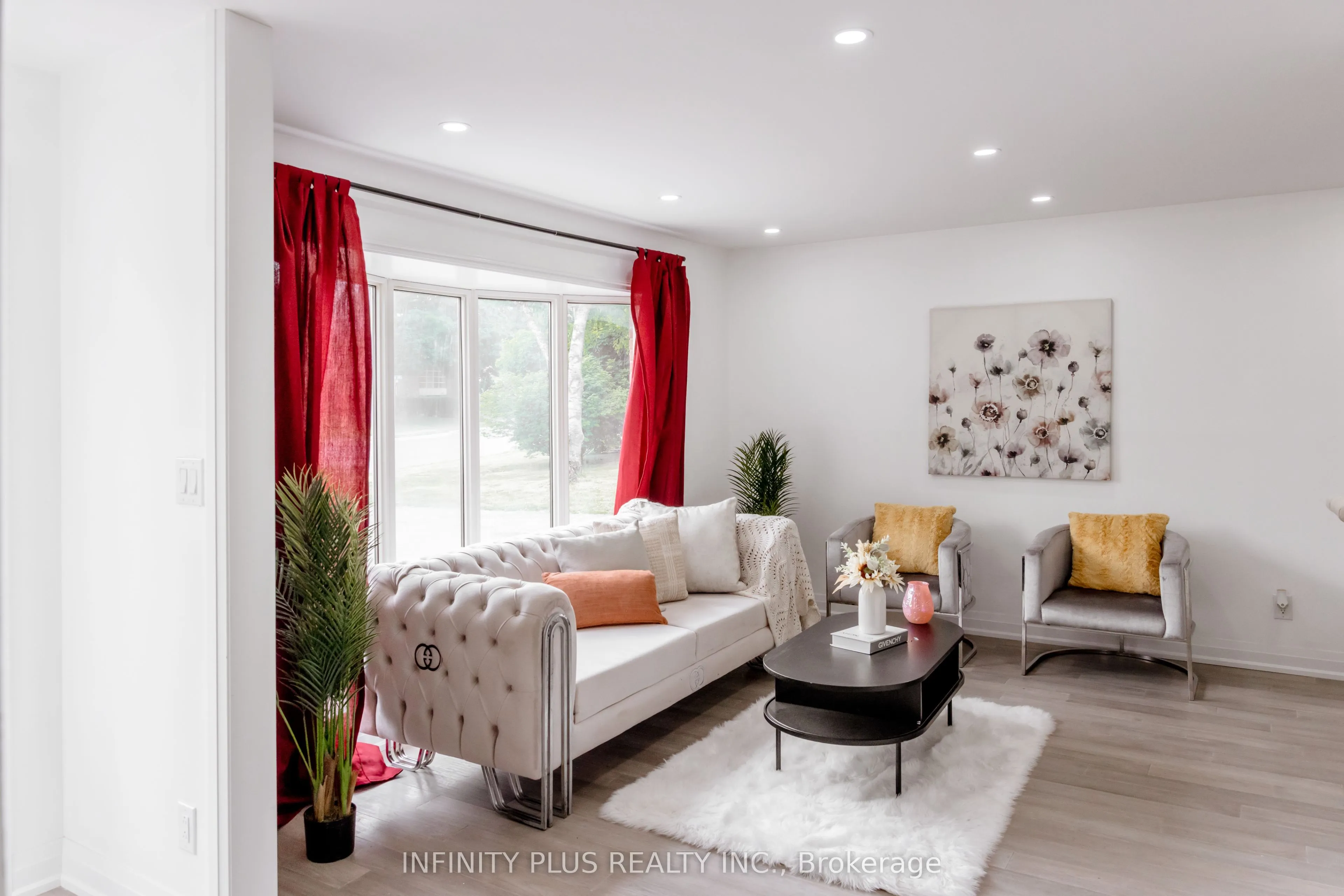 31 Autumn Boulevard