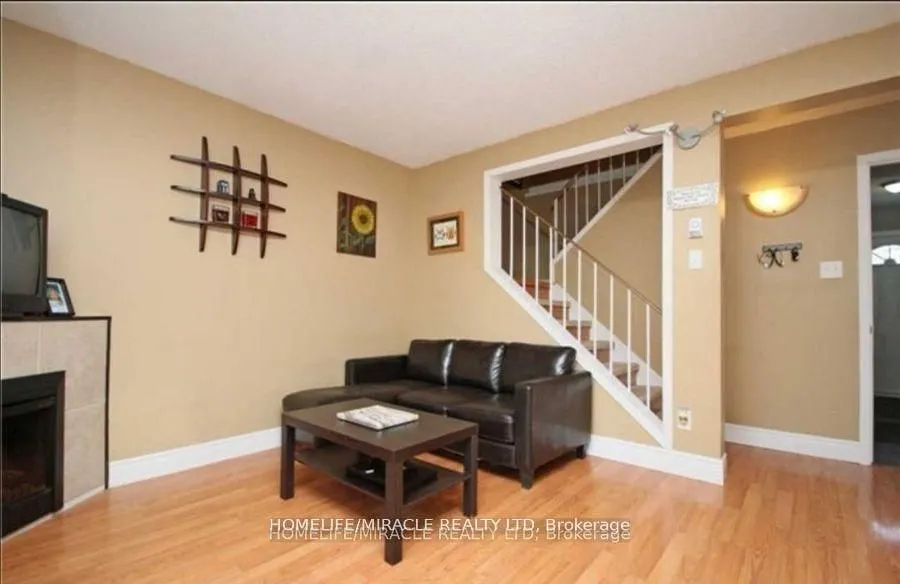 41 Hindquarter Court, #Upper
