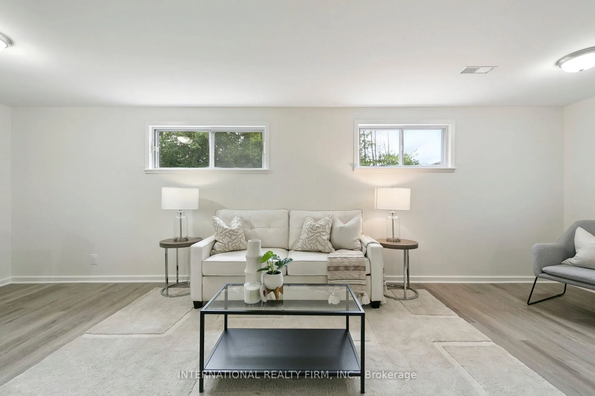 476 Lolita Gardens