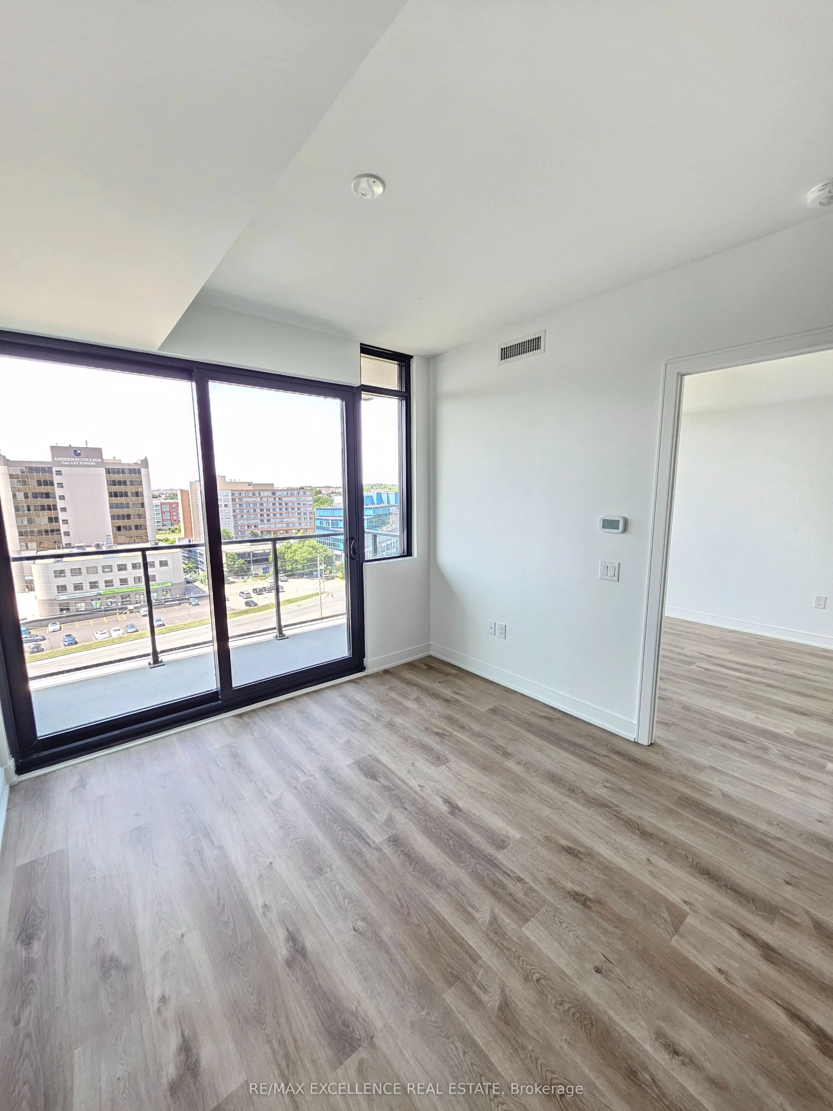 3009 Novar Road, #907