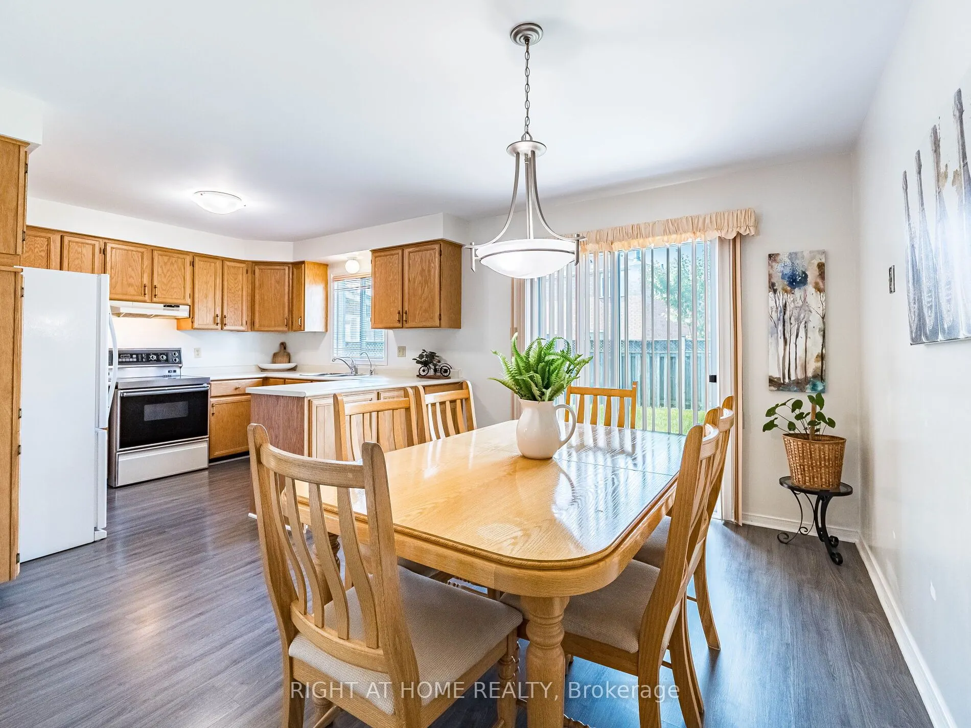 56 Cannon Crescent
