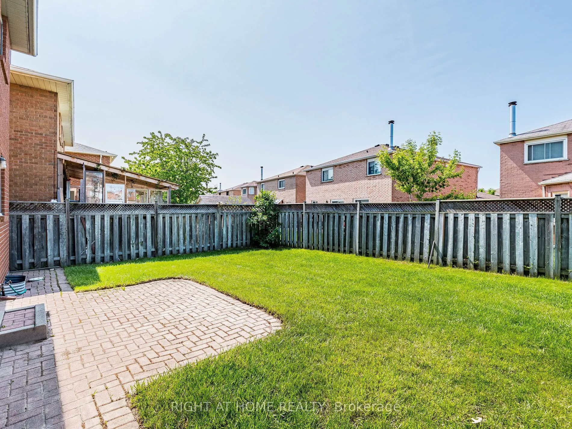56 Cannon Crescent