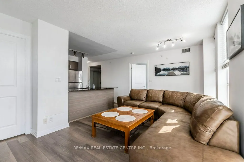 80 Esther Lorrie Drive, #719