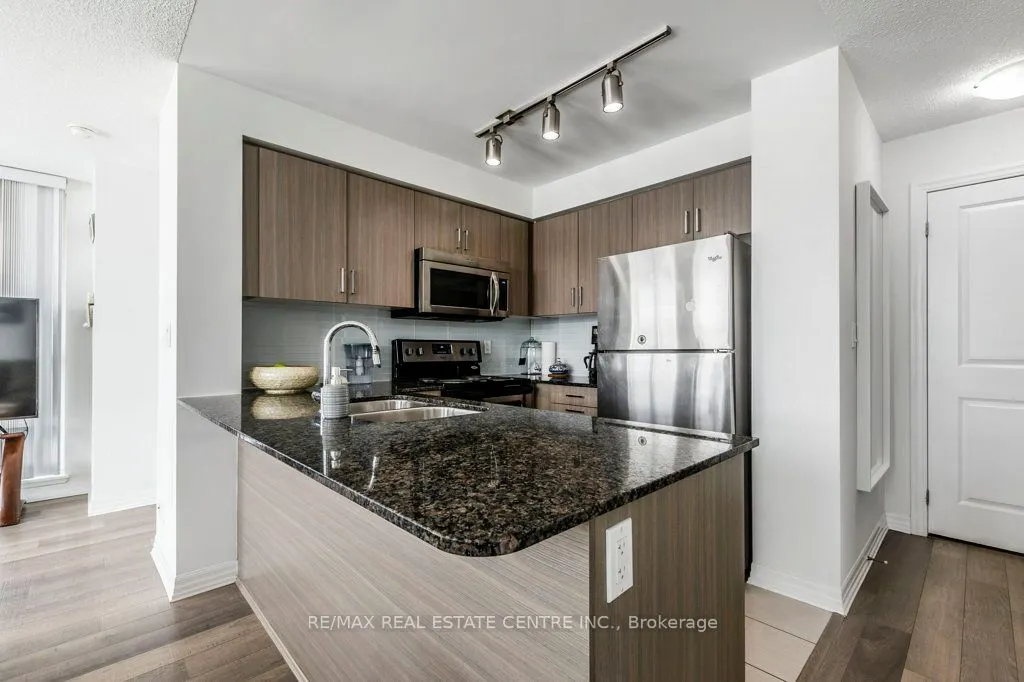 80 Esther Lorrie Drive, #719