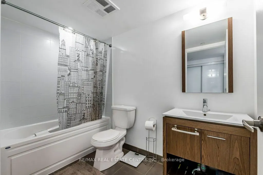 80 Esther Lorrie Drive, #719