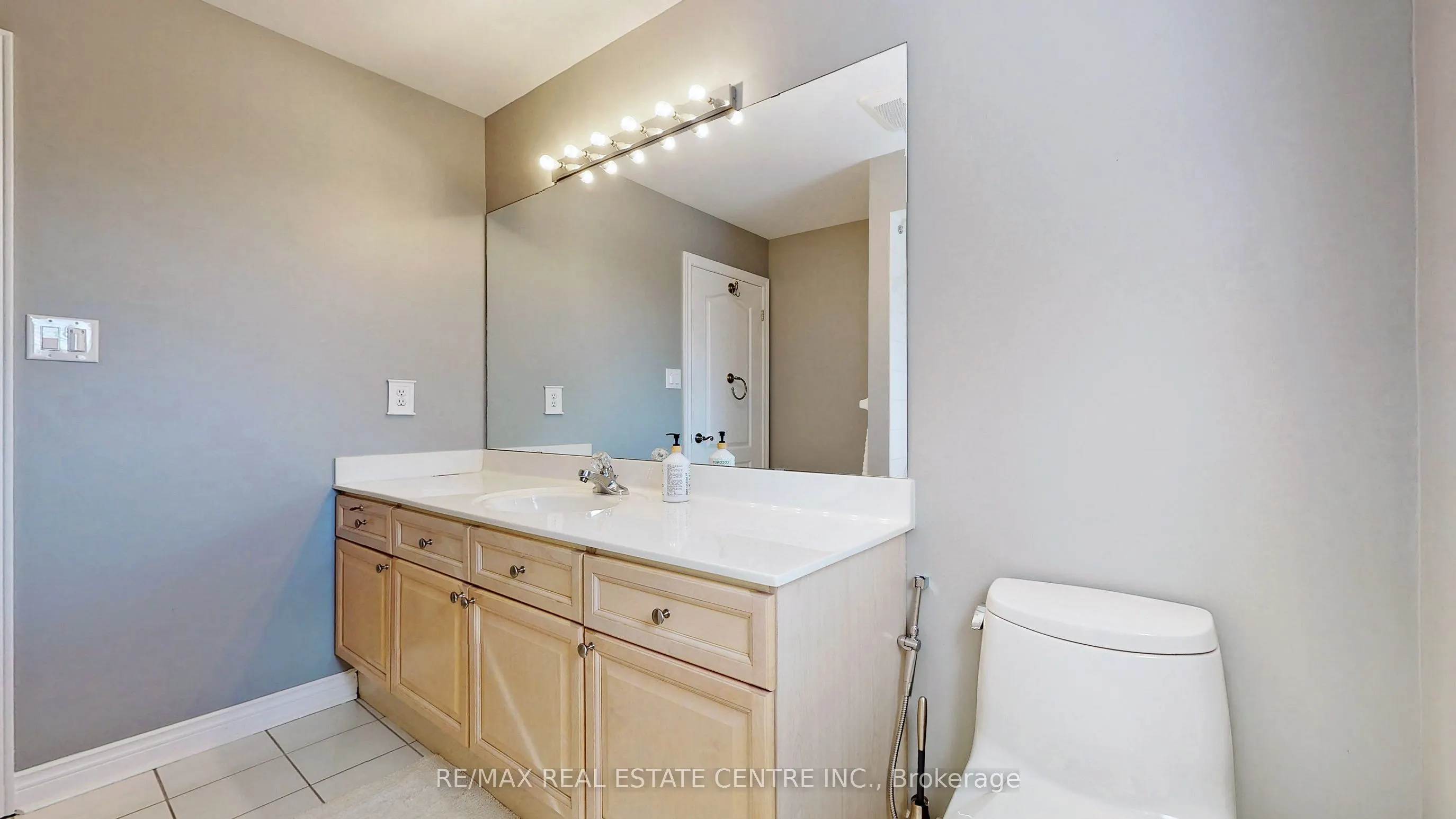 3408 Trelawny Circle
