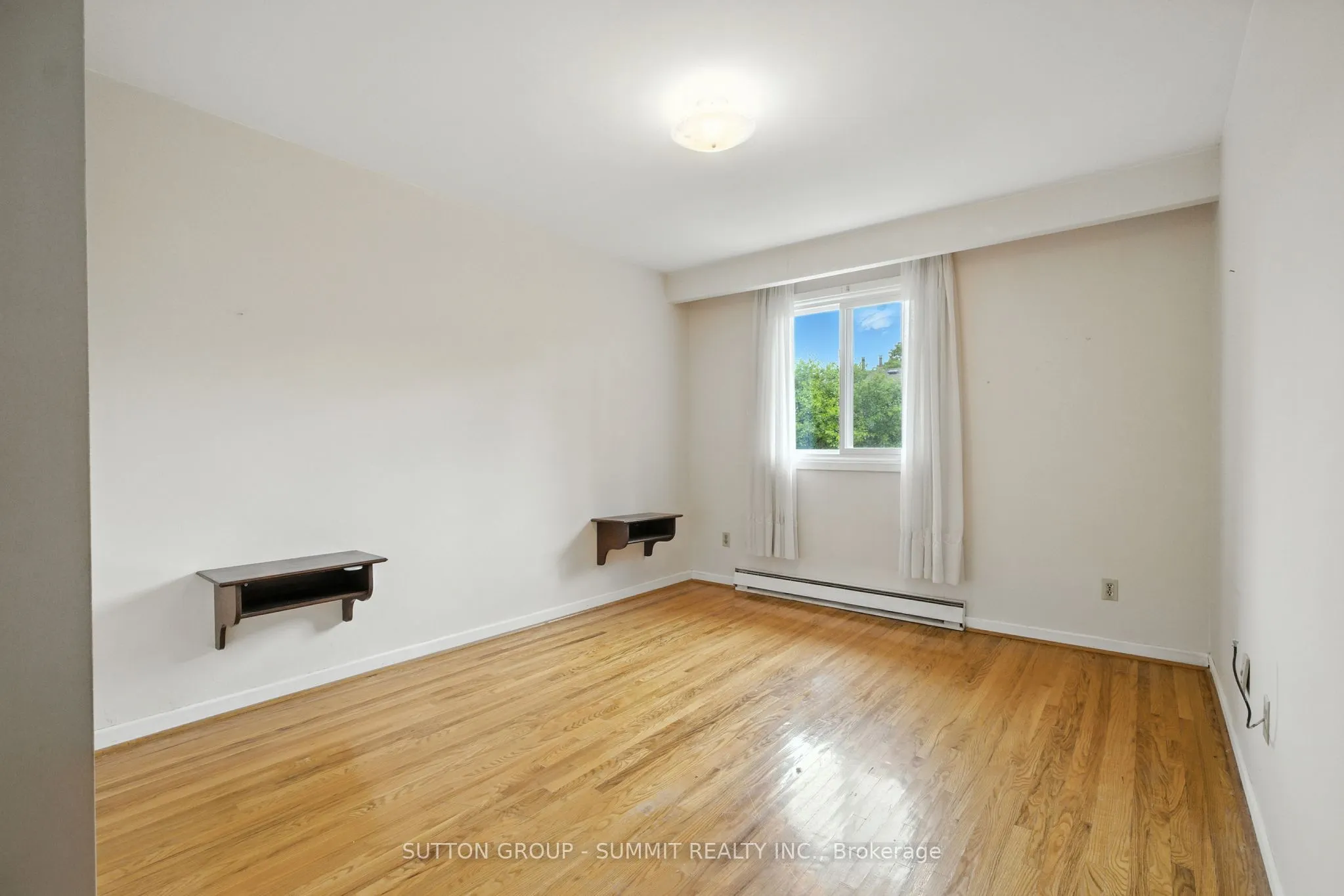 1450 SIXTH Line, #17