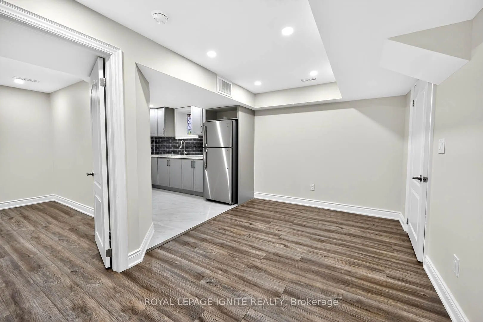 24 Micarta Avenue