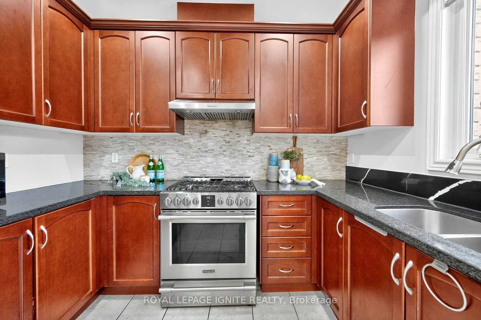 24 Micarta Avenue