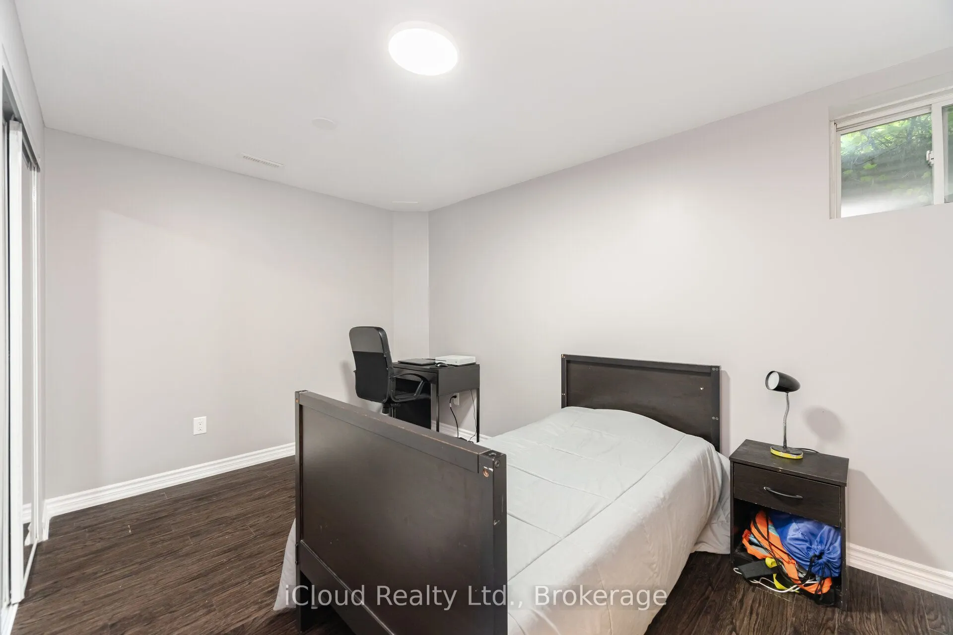 1047 Savoline Boulevard