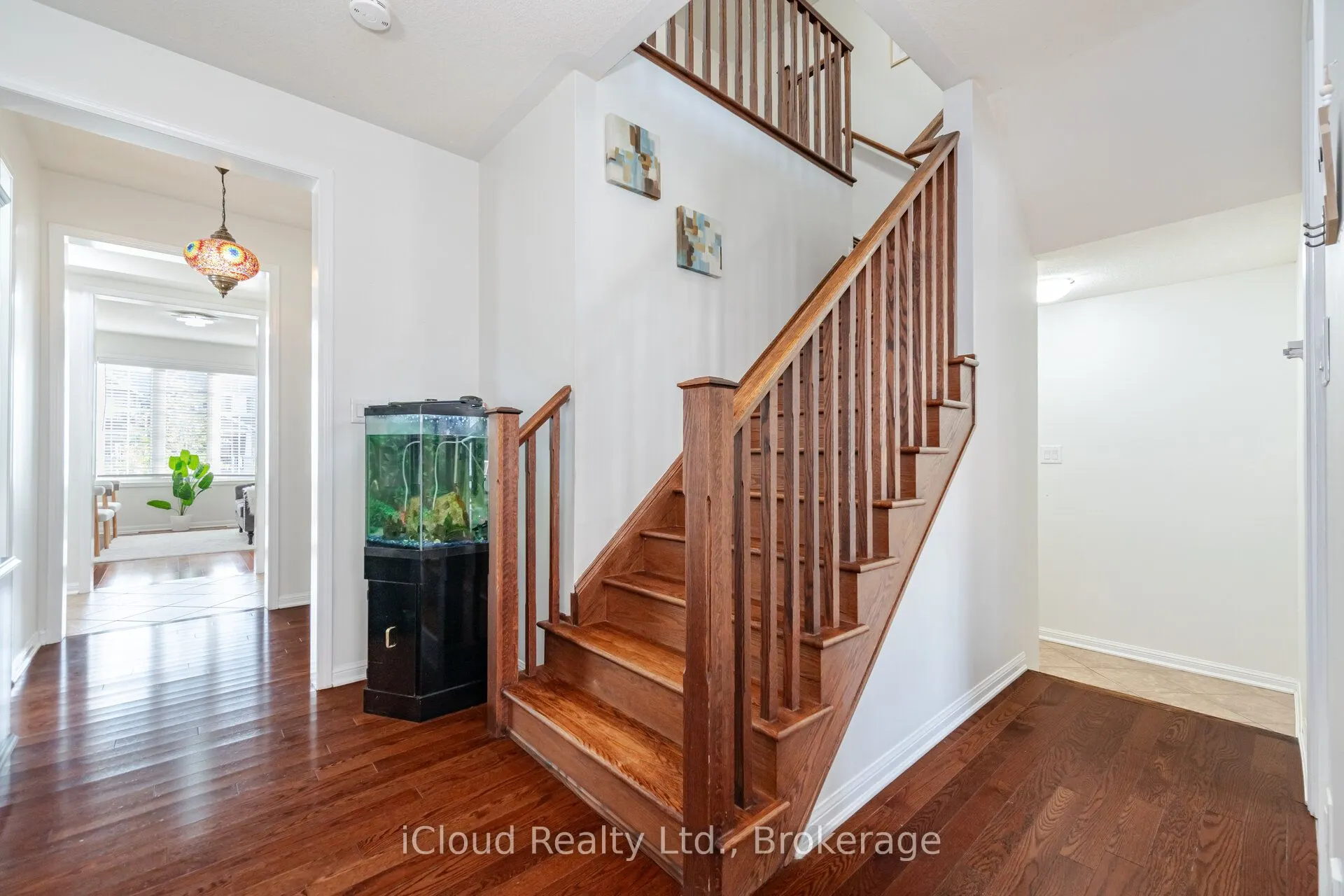 1047 Savoline Boulevard