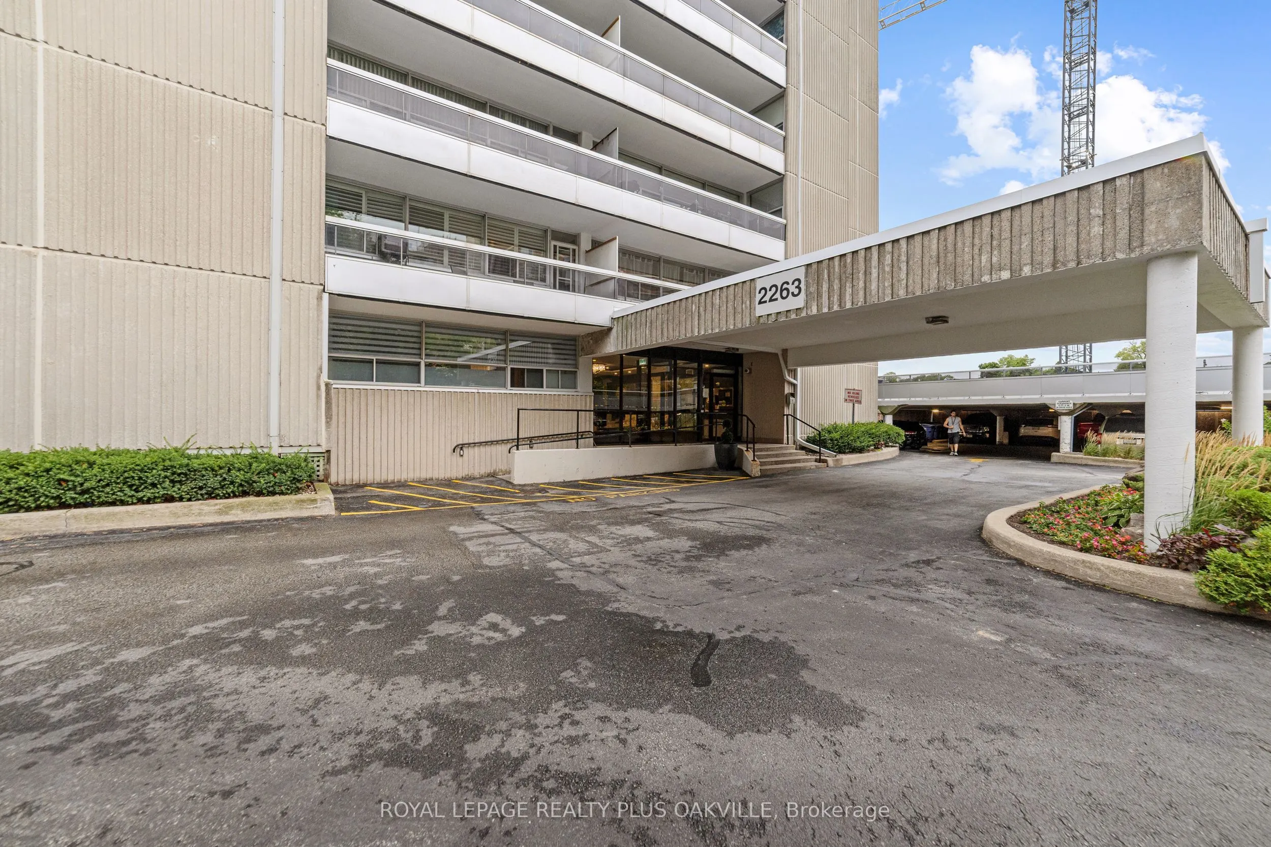 2263 Marine Drive, #508