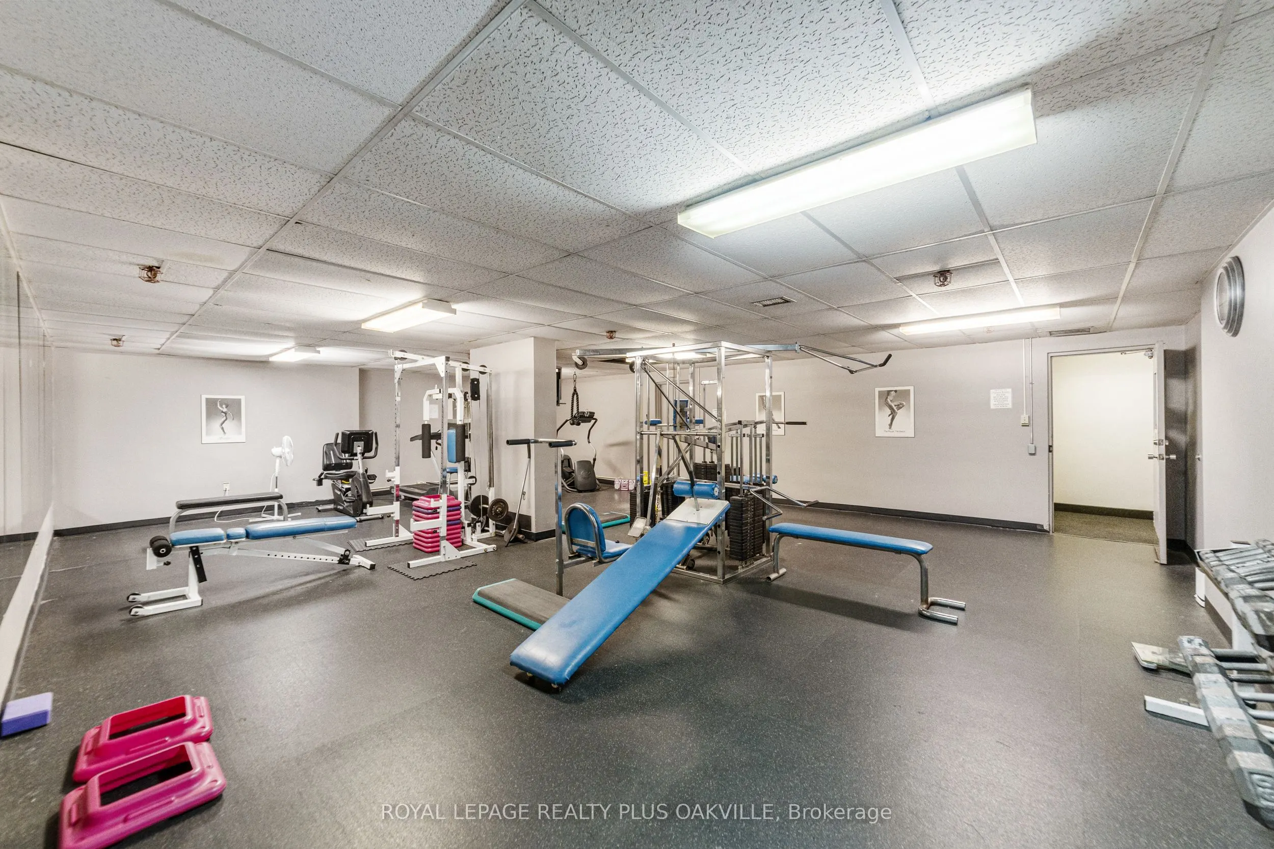 2263 Marine Drive, #508